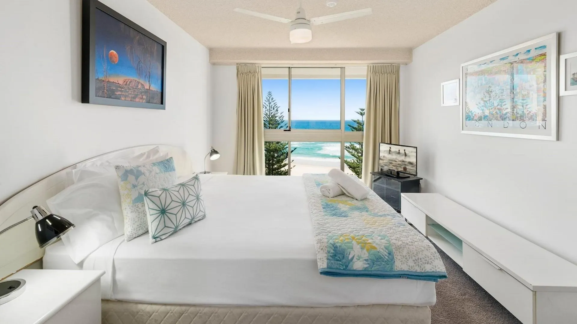 Aparthotel Solnamara Beachfront Apartments Gold Coast