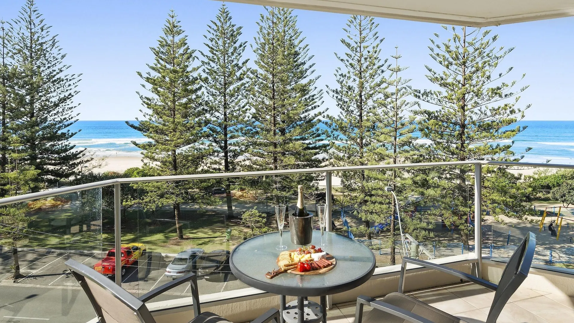 Solnamara Beachfront Apartments Gold Coast 4*,