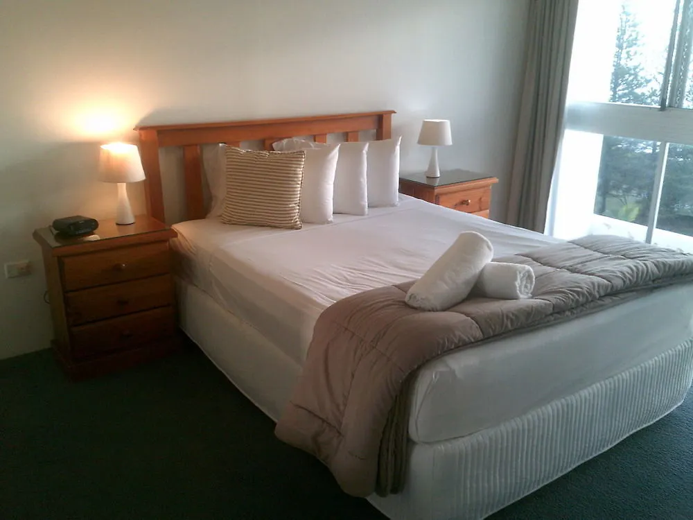 Solnamara Beachfront Apartments Gold Coast
